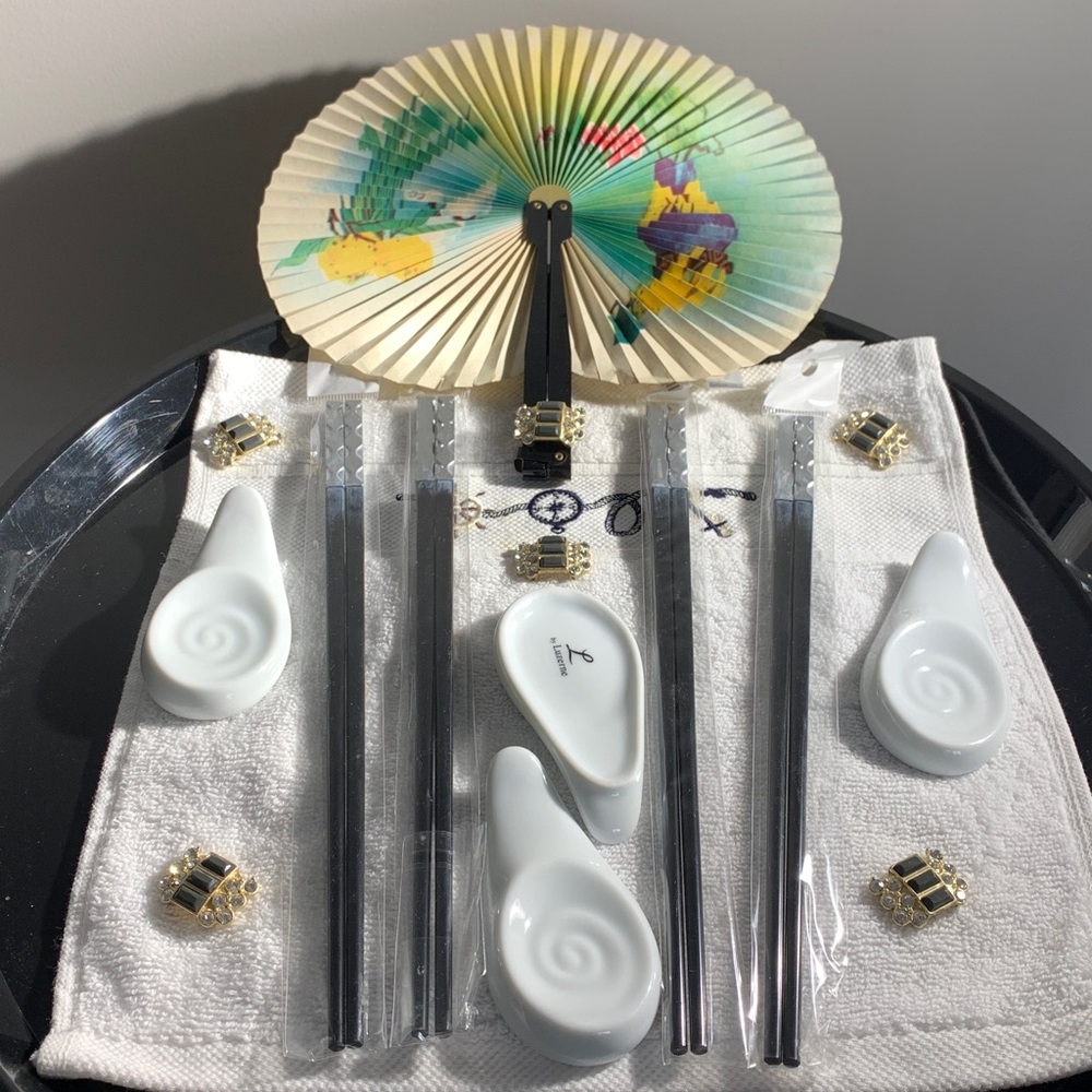 Oneida Shui Chopsticks & Luzerne Chopstick Rests - 8 Pieces